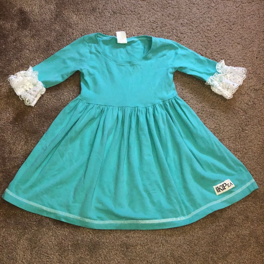 Adorable Mint Kpea lace-sleeve Lap Dress, Size 3T
